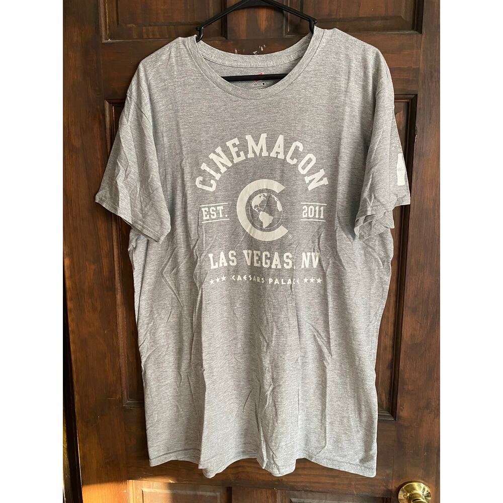 Hanes XL Nano T Cinemacon Las Vegas Gray Mens Short Sleeve T-Shirt - Picture 6 of 8